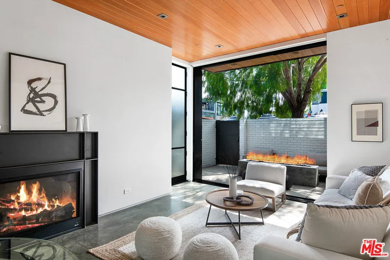 521 Rose, Venice, CA 90291