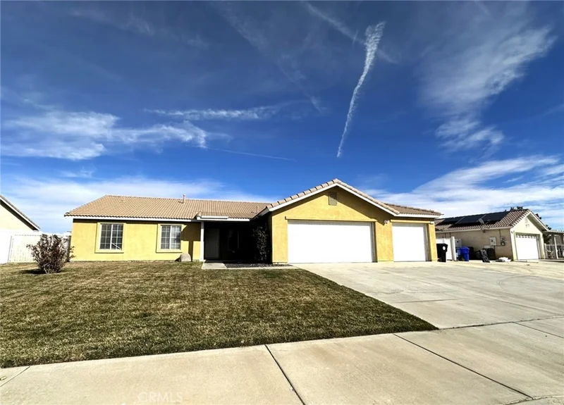 12316 Durango, Victorville, CA 92392