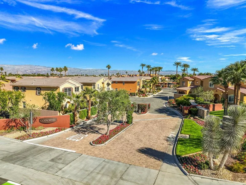 52060 Graythorn, La Quinta, CA 92253