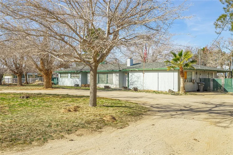 2539 Avenue M8, Palmdale, CA 93551