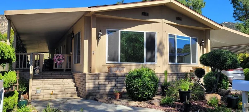 8975 Lawrence Welk #217, Escondido, CA 92026