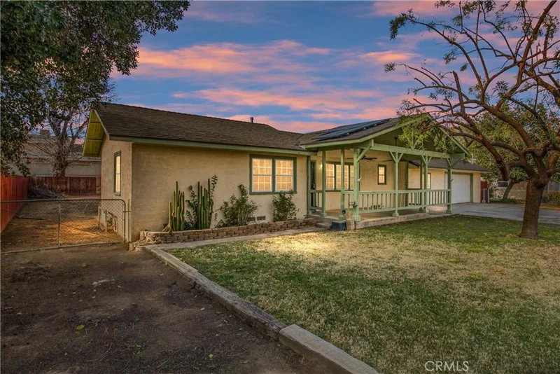 12542 16th, Yucaipa, CA 92399
