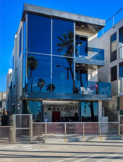 3007 Ocean Front