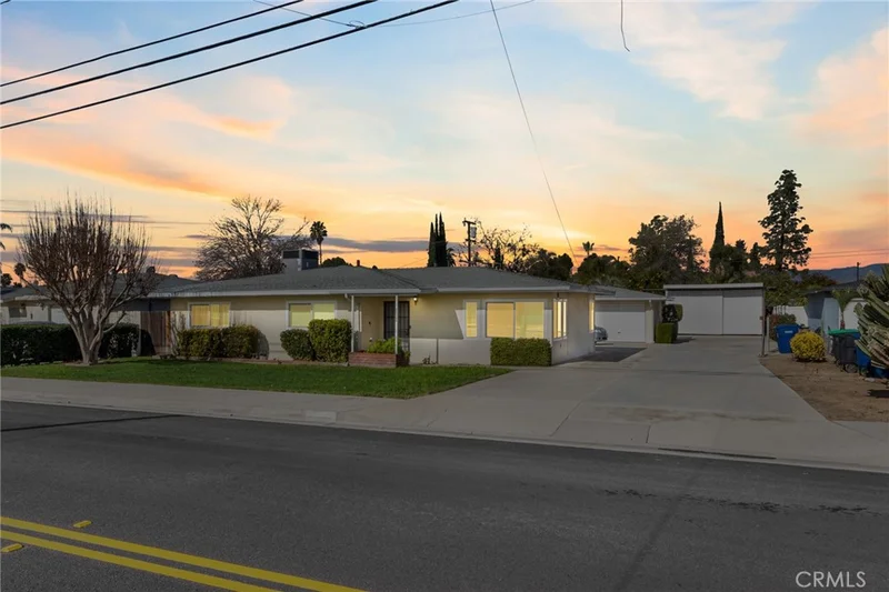 25472 Van Leuven, Loma Linda, CA 92354