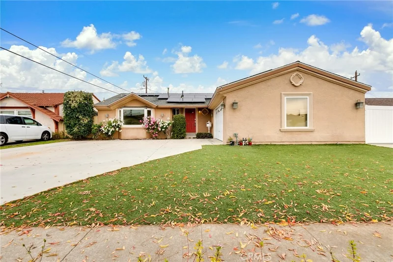 2949 Bridgeport, Anaheim, CA 92804