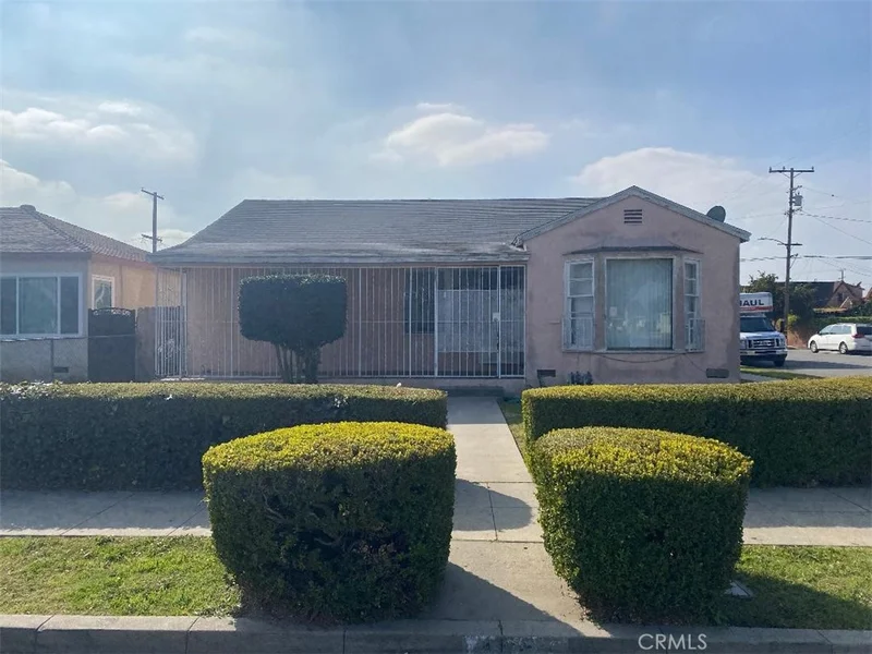 4300 Lugo, Lynwood, CA 90262