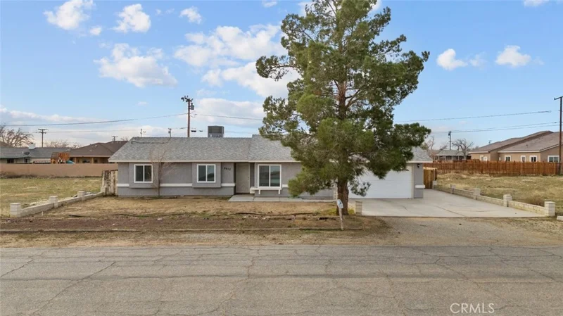 8872 Aspen, California City, CA 93505