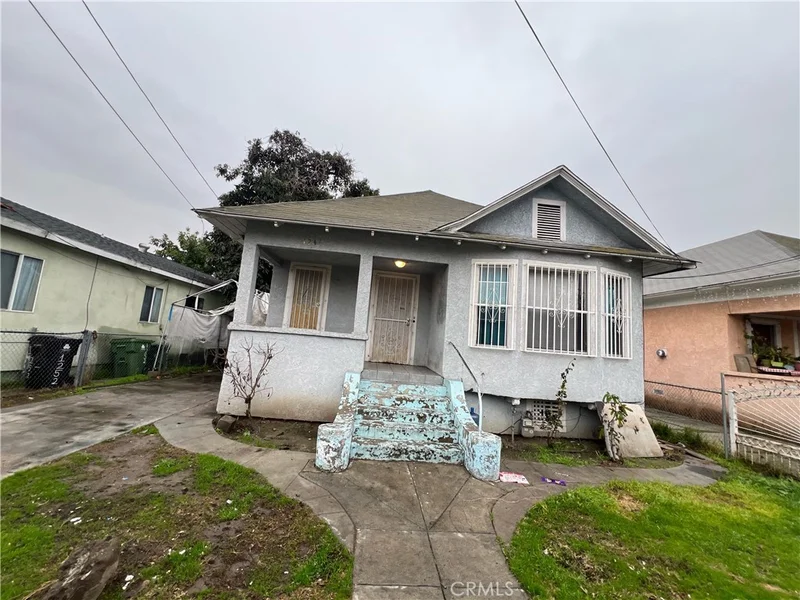 1246 35th, Los Angeles, CA 90011
