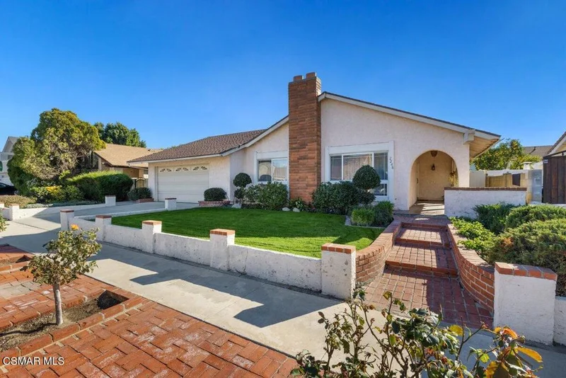 2268 Pinecrest, Simi Valley, CA 93065