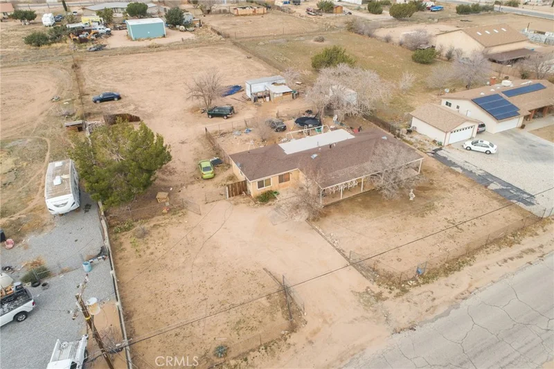 8488 5th, Hesperia, CA 92345