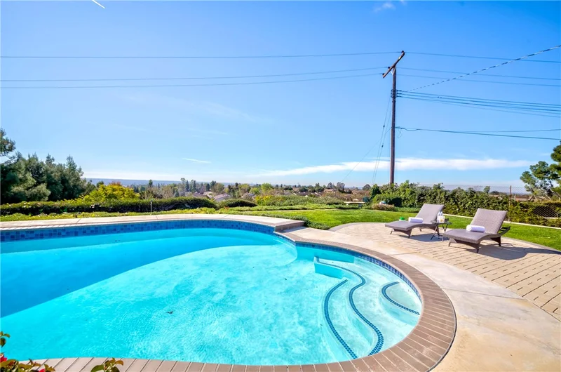 2306 Camino Recondito, Fullerton, CA 92833