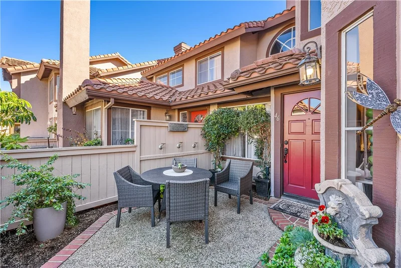 46 Vista Barranca, Rancho Santa Margarita, CA 92688