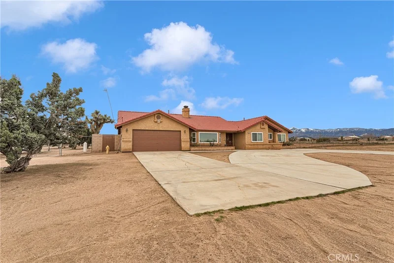 9035 Bonanza, Phelan, CA 92371