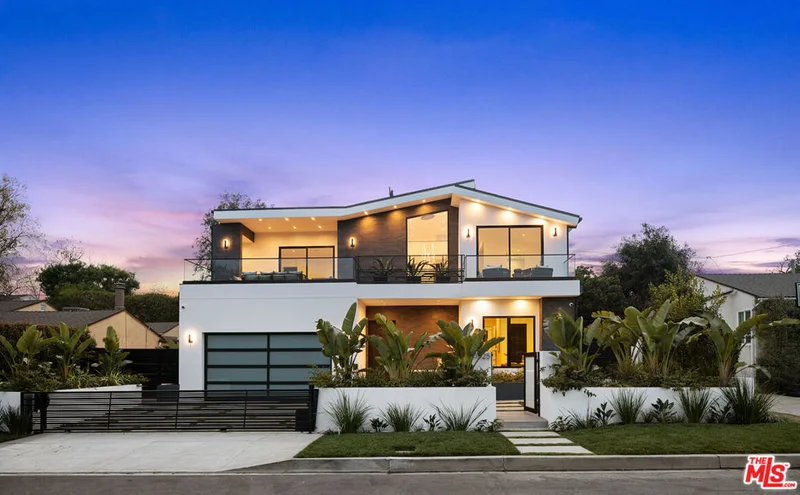 3025 Midvale, Los Angeles, CA 90034