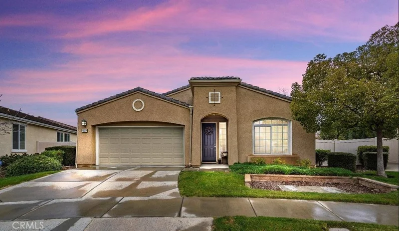 10214 Besancon, Bakersfield, CA 93306