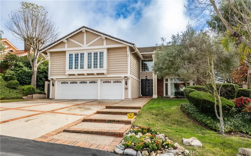 46 Country, Rolling Hills Estates, CA 90274