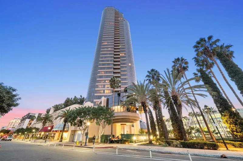 100 Harbor Dr #2104, San Diego, CA 92101