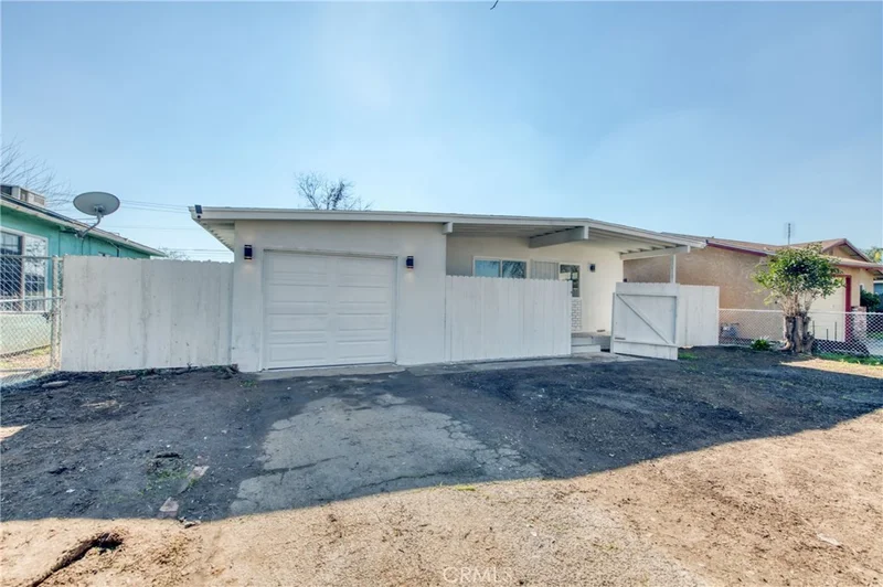 225 Hawes, Fresno, CA 93706