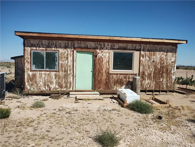 45038 Mendocino, Newberry Springs, CA 92365