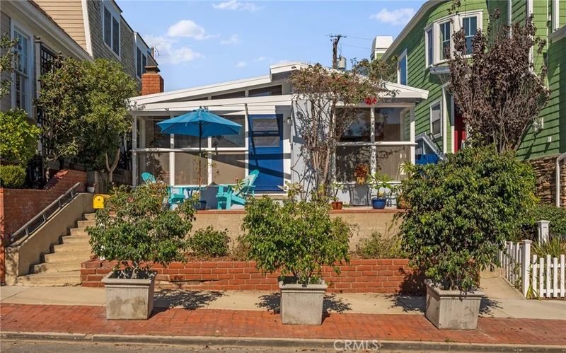 429 1st, Manhattan Beach, CA 90266
