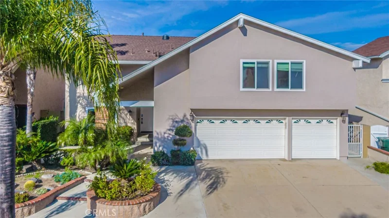 6147 James Alan, Cypress, CA 90630