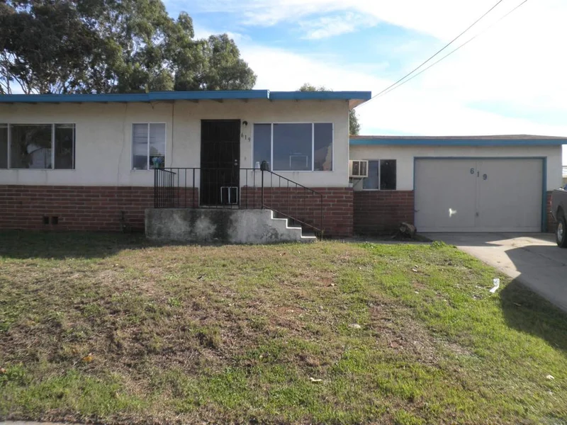 619 Ramona Ave, Spring Valley, CA 91977