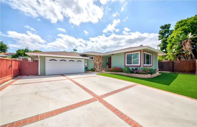 25367 Andreo, Lomita, CA 90717