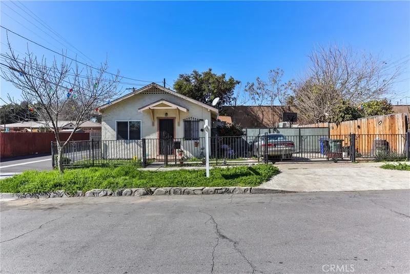 412 Palm, Ontario, CA 91762