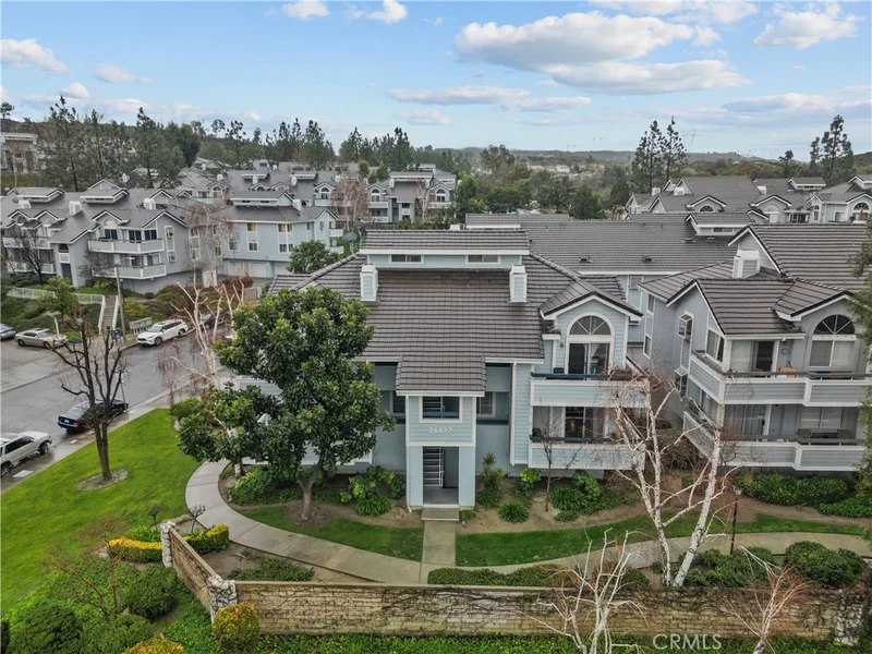 26877 Claudette #103, Canyon Country, CA 91351