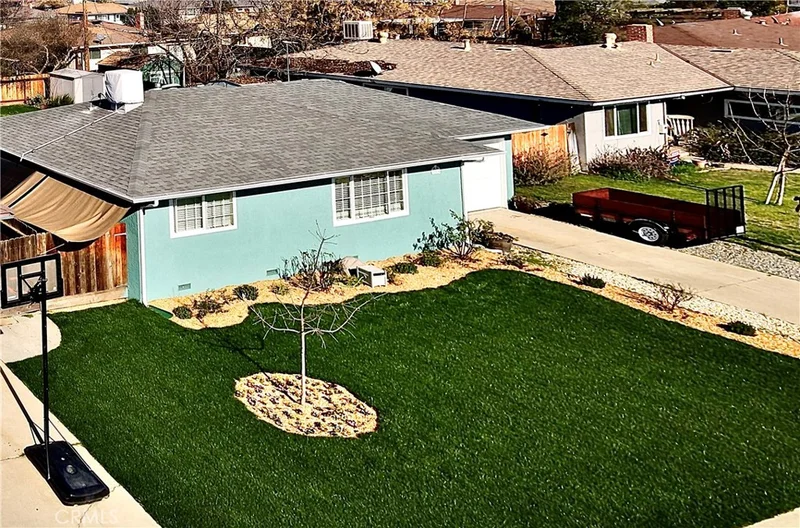 903 Rialto, Clovis, CA 93612