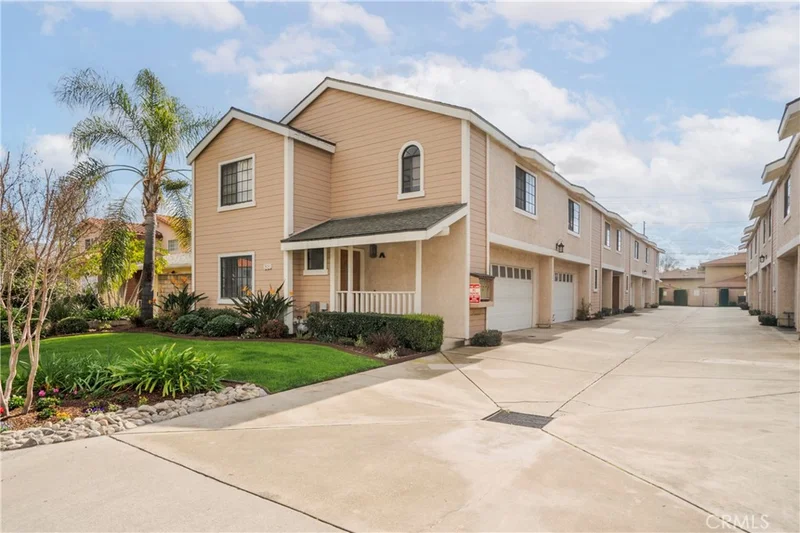 880 Olive #D, Monrovia, CA 91016