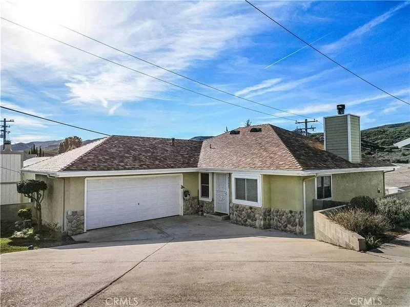 42625 Arrowrock, Lake Hughes, CA 93532