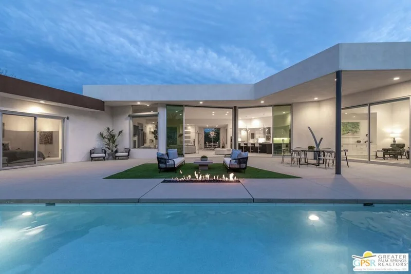 563 Athena, Palm Springs, CA 92264