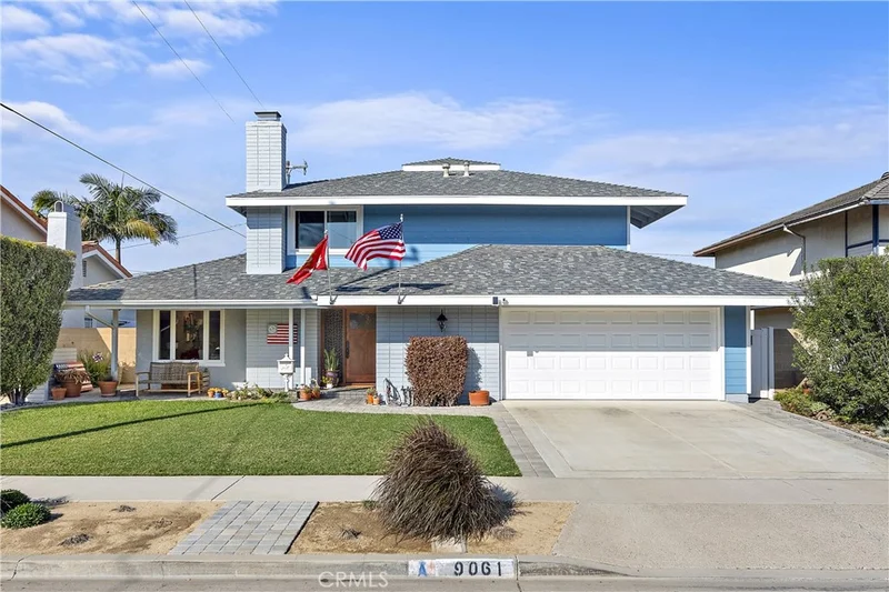 9061 Rhodesia, Huntington Beach, CA 92646