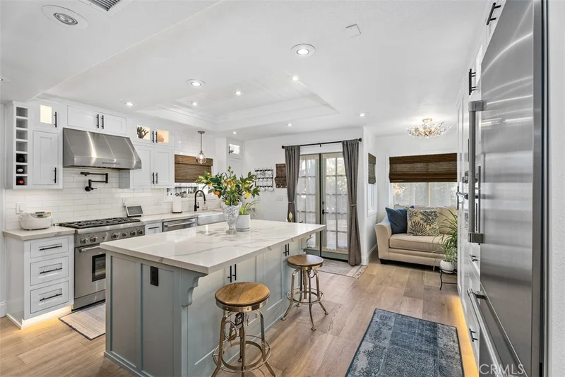516 14th, Huntington Beach, CA 92648