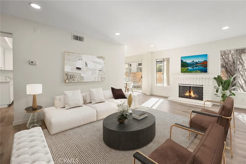 19 Glenhurst #12, Irvine, CA 92604