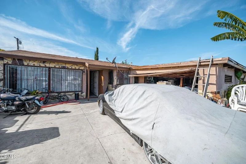 11222 Parlin, South El Monte, CA 91733