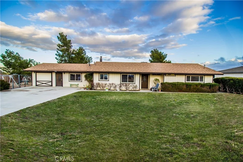 10009 Arroyo, Hesperia, CA 92345