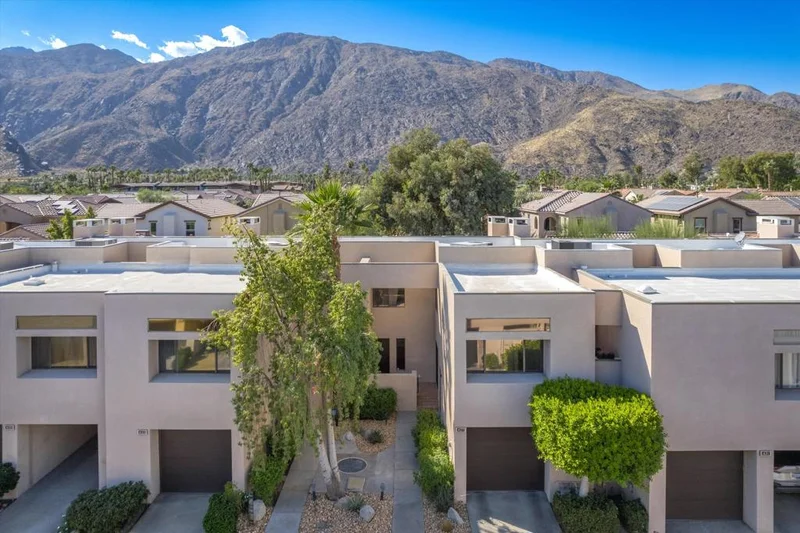 427 Village, Palm Springs, CA 92262