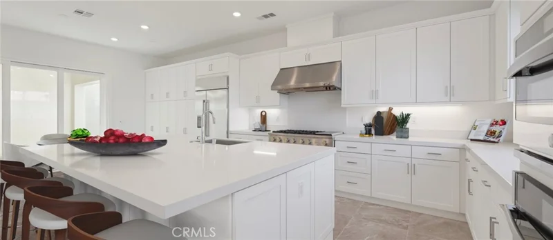 27125 Skyland, Valencia, CA 91381