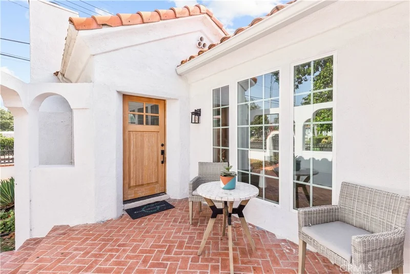3002 Farmdale, Los Angeles, CA 90016