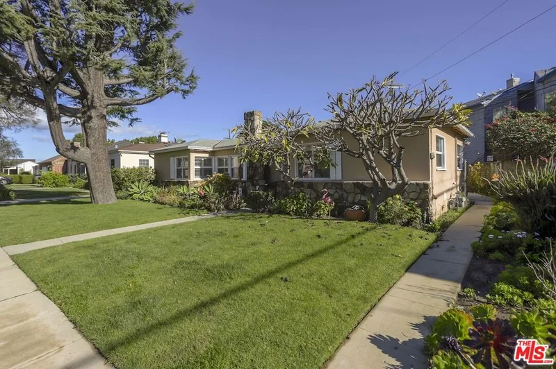 2590 Westgate, Los Angeles, CA 90064