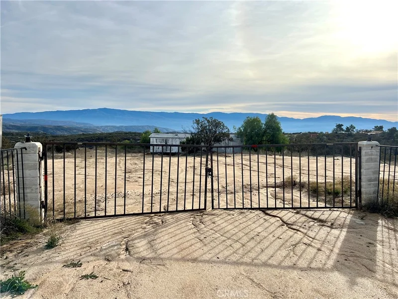 45995 Overton, Hemet, CA 92544