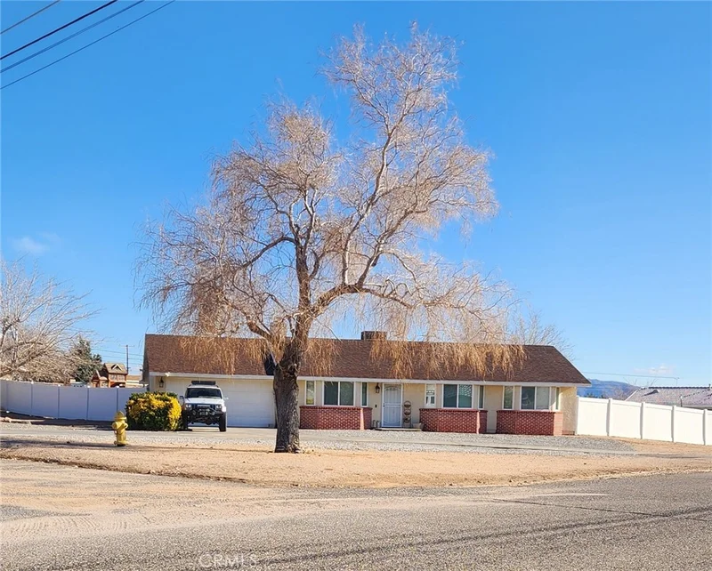 8745 Devon, Hesperia, CA 92345