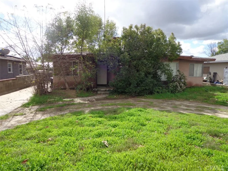 633 Randall, Rialto, CA 92376