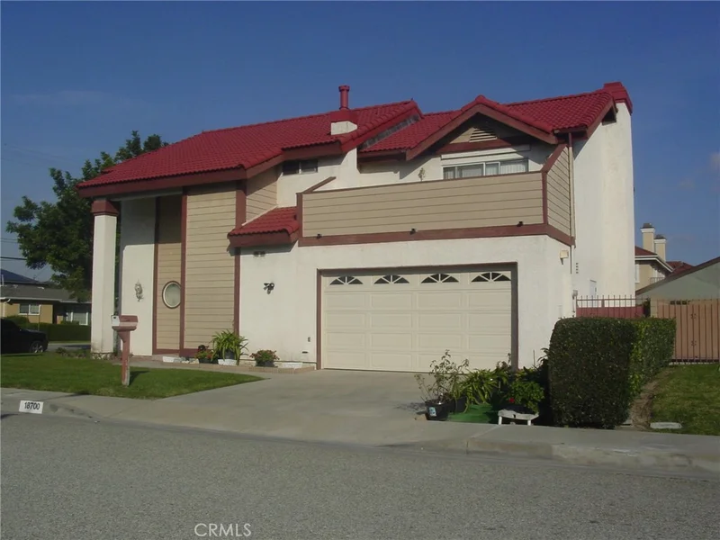 18700 Wright Pl., Artesia, CA 90701