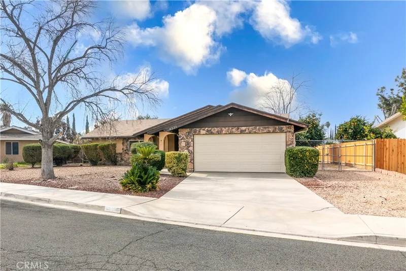 4331 Valentine, Hemet, CA 92544