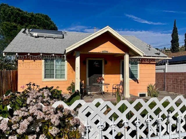 10321 Lorne, Sun Valley, CA 91352