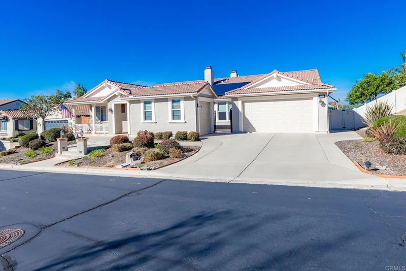 10328 Pinion, Escondido, CA 92026