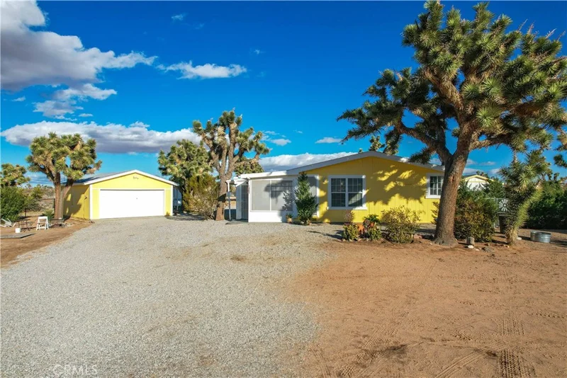 2727 Long View, Yucca Valley, CA 92284